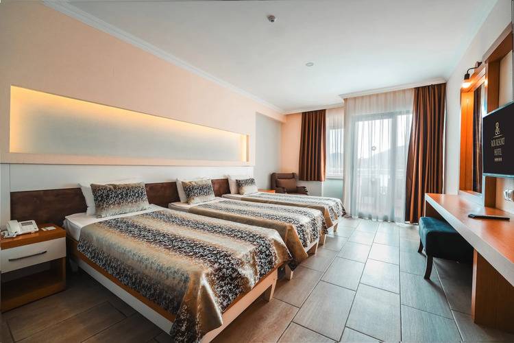Rox Royal Hotel (Ex.Grand Haber Hotel)