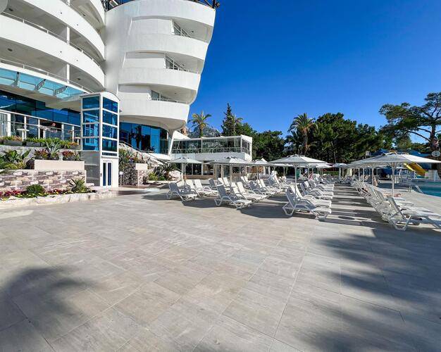 Catamaran Quality Times (Ex.Catamaran Resort Hotel)