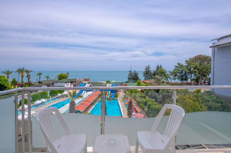 Lims Bona Dea Beach Hotel