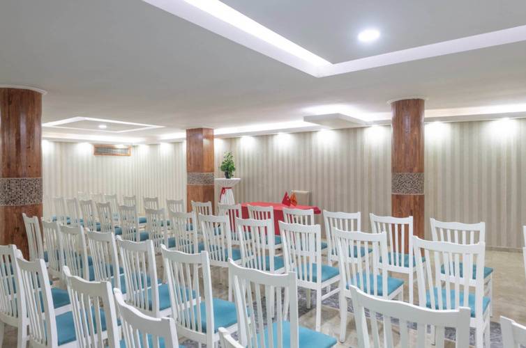 Lims Bona Dea Beach Hotel