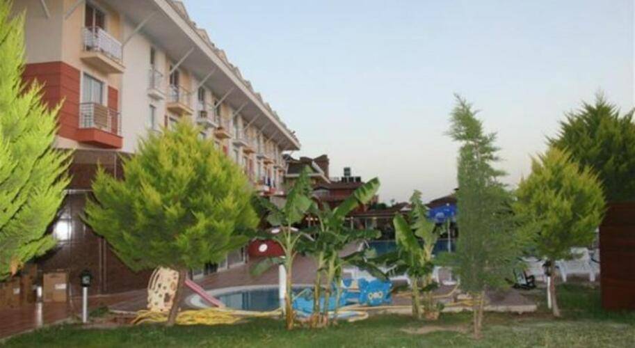 Park Marina Kiris Resort Hotel (Ex. Larissa Aura Resort)
