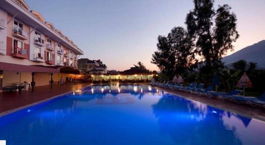 Park Marina Kiris Resort Hotel (Ex. Larissa Aura Resort)