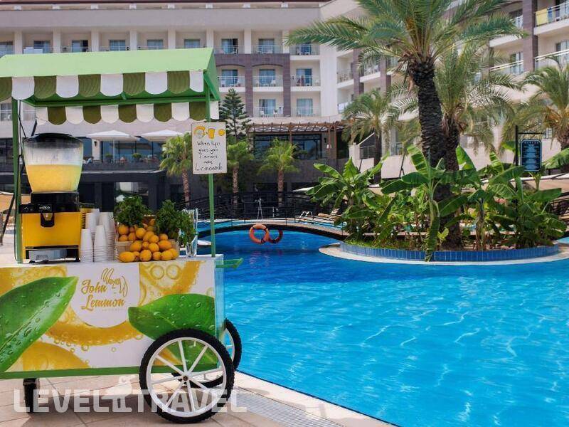 Фотография Doubletree By Hilton Antalya Kemer