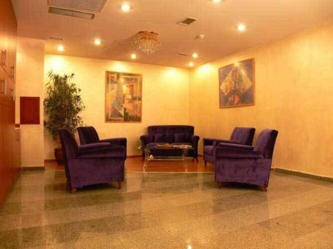 Feronya Hotel