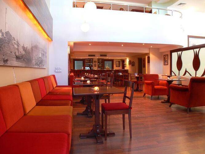 Feronya Hotel