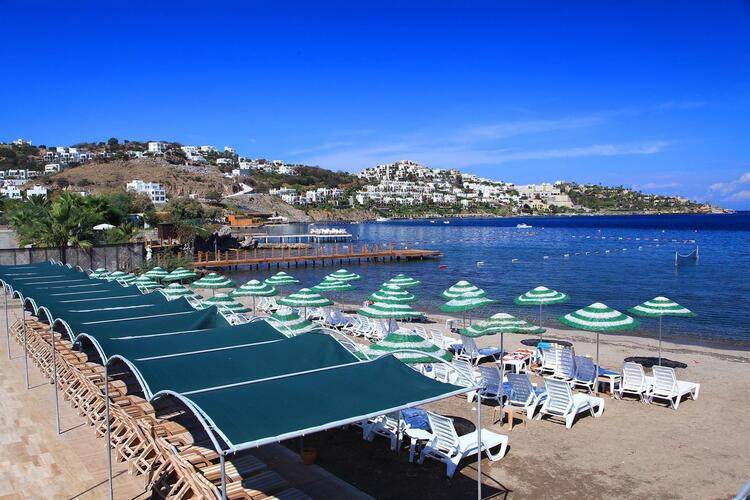 Cactus Fleur Beach Club & Aquapark