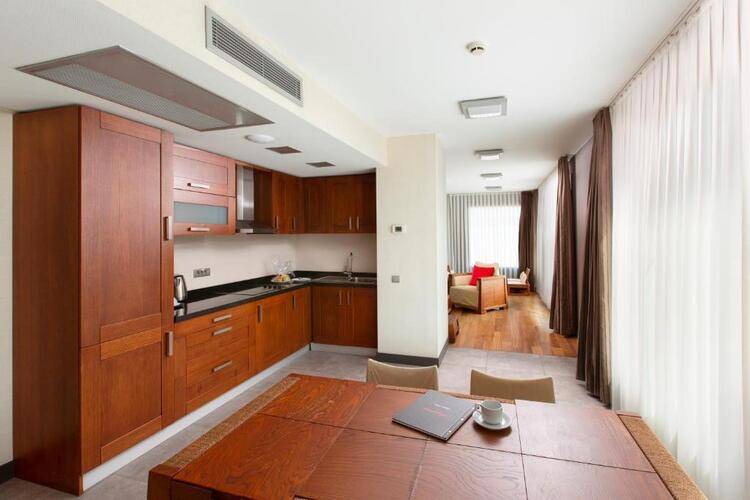 Nippon Hotel