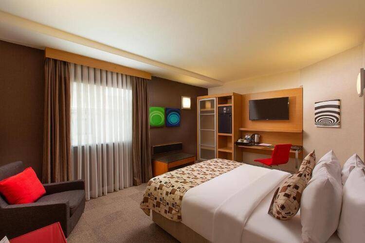 Nippon Hotel