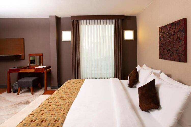 Nippon Hotel