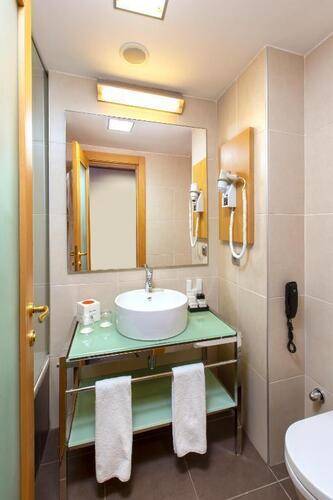 Nippon Hotel