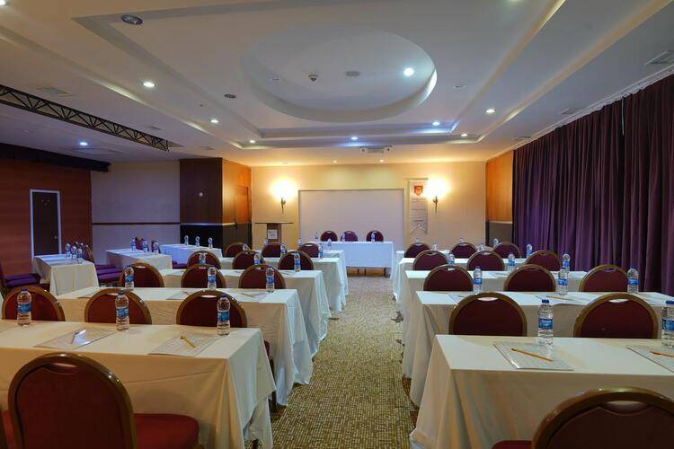 Clover Magic Seagate (Ex.Throne Seagate Belek Hotel)