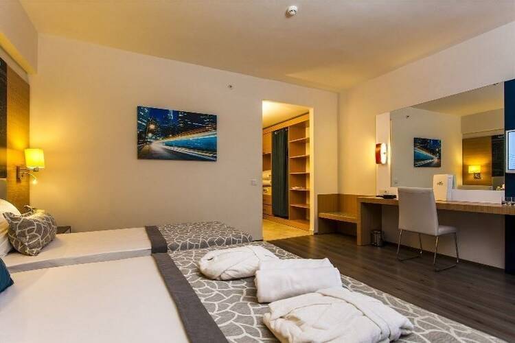 Avena Resort & Spa (Ex. Gold Safran Hotel)