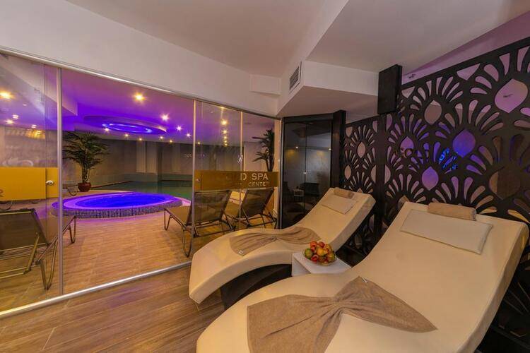 Euro Plaza Hotel