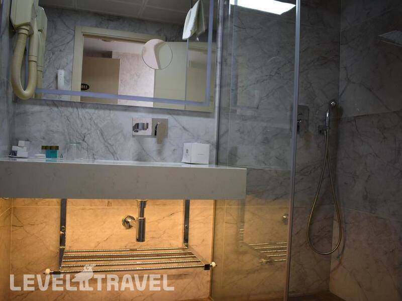 Фотография Euro Plaza Hotel