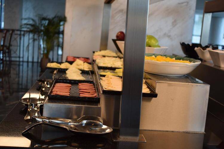 Euro Plaza Hotel