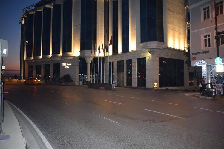 Euro Plaza Hotel