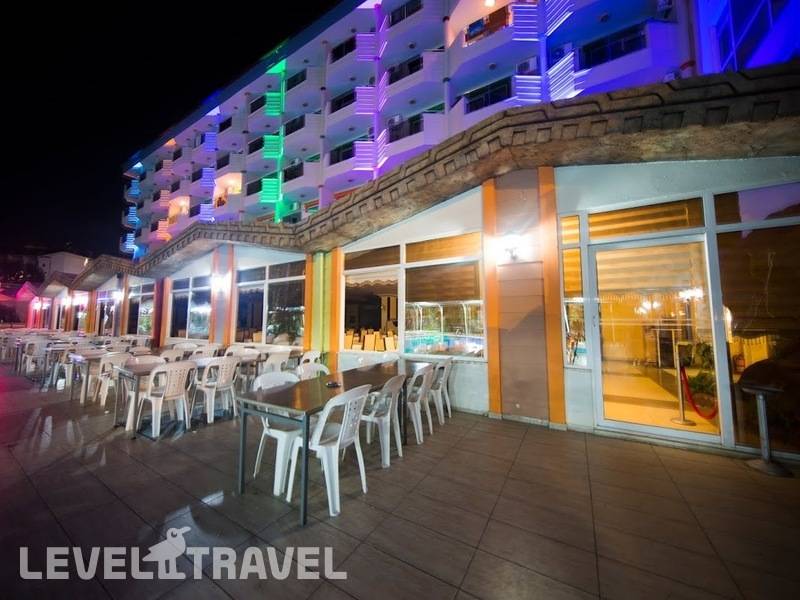 Фотография First Class Hotel