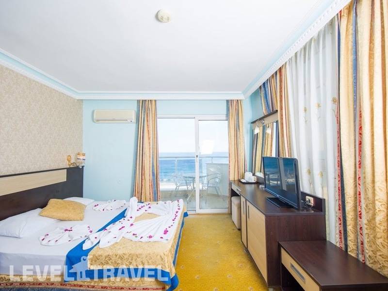 Фотография First Class Hotel