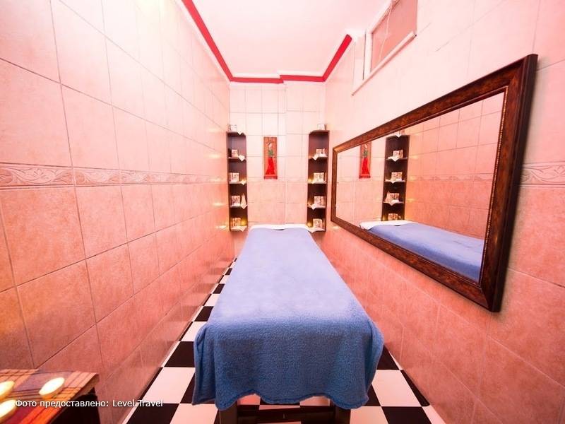 Фотография First Class Hotel