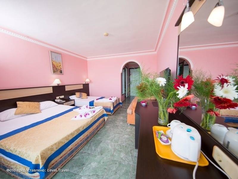 Фотография First Class Hotel