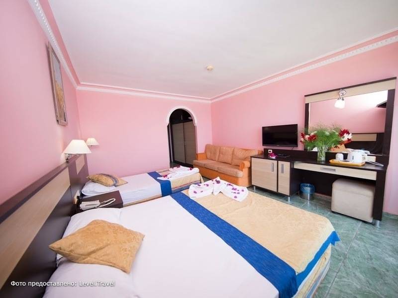 Фотография First Class Hotel