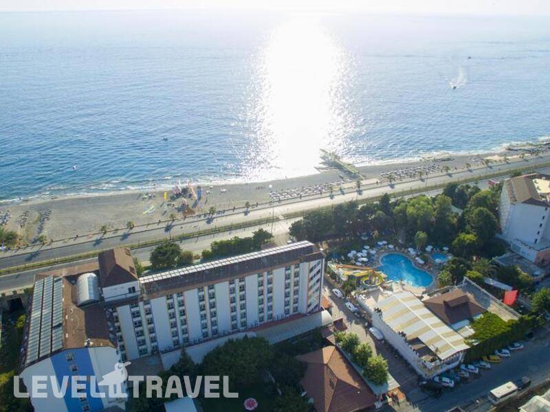 Фотография First Class Hotel