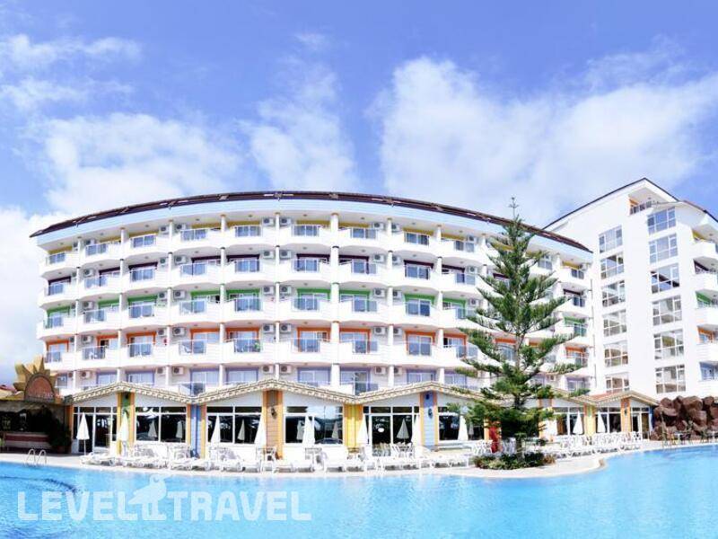 Фотография First Class Hotel