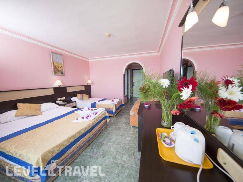 Фотография First Class Hotel
