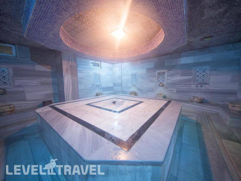 Фотография First Class Hotel