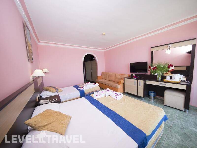 Фотография First Class Hotel