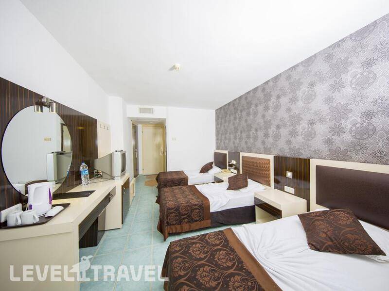 Фотография First Class Hotel
