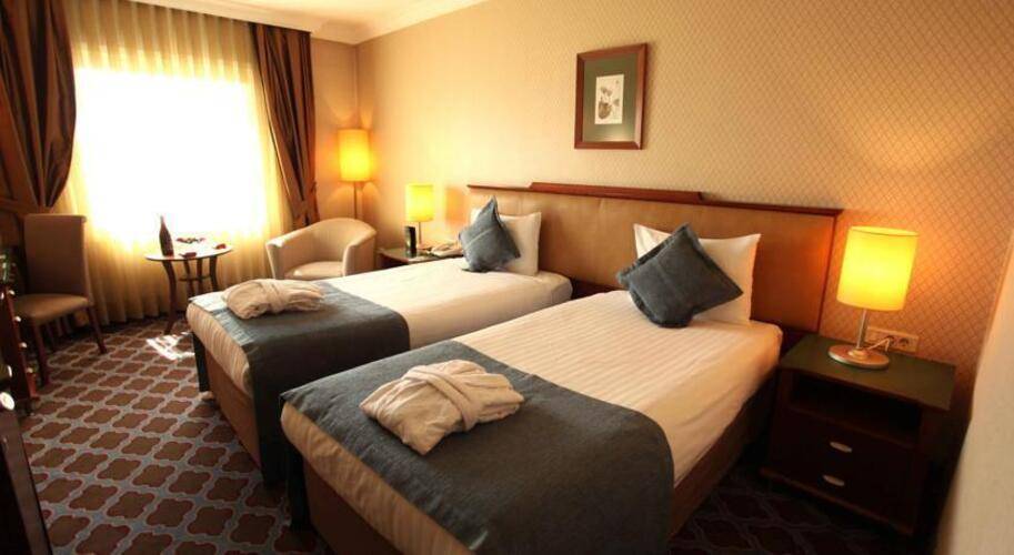 Green Park Merter Hotel