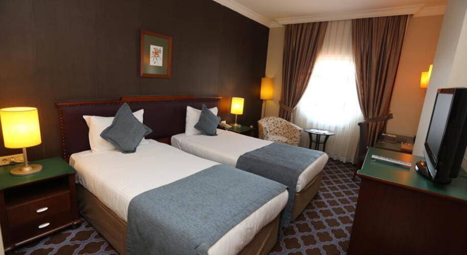 Green Park Merter Hotel