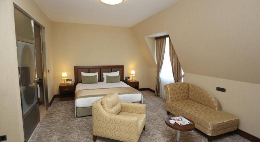 Green Park Merter Hotel