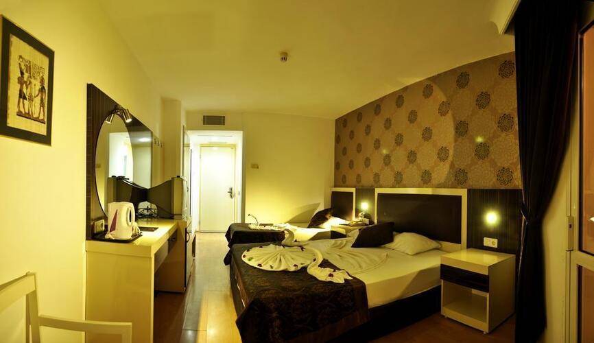 Klas Hotel