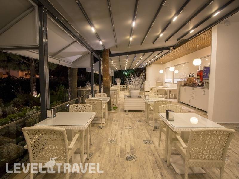 Фотография Supreme Beach Hotel (Adults Only 13+) (Ex.Munamar Beach Residence)