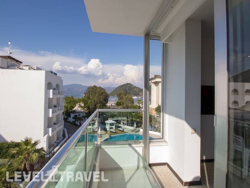Фотография Supreme Beach Hotel (Adults Only 13+) (Ex.Munamar Beach Residence)