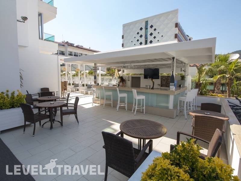 Фотография Supreme Beach Hotel (Adults Only 13+) (Ex.Munamar Beach Residence)