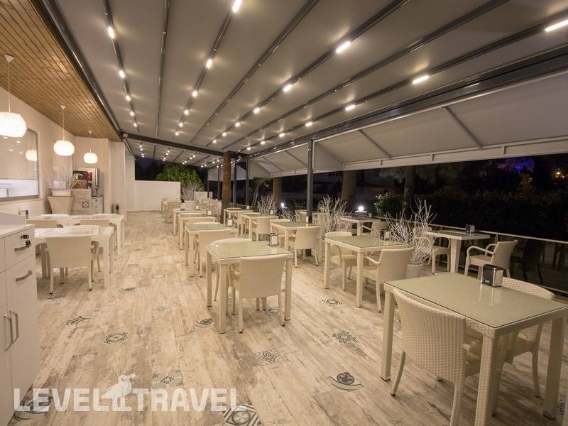 Фотография Supreme Beach Hotel (Adults Only 13+) (Ex.Munamar Beach Residence)
