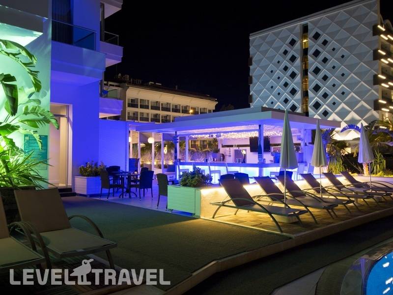Фотография Supreme Beach Hotel (Adults Only 13+) (Ex.Munamar Beach Residence)