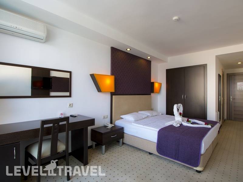 Фотография Supreme Beach Hotel (Adults Only 13+) (Ex.Munamar Beach Residence)