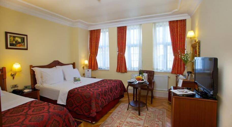 Amber Hotel (Ex.Best Western Hotel Amber)