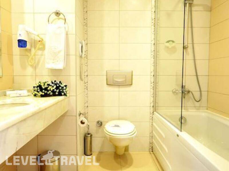 Фотография Titan Select Hotel