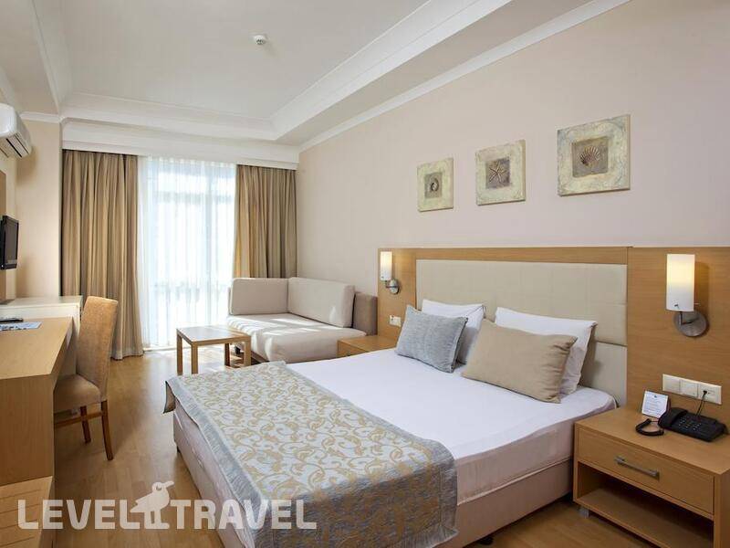 Фотография Titan Select Hotel