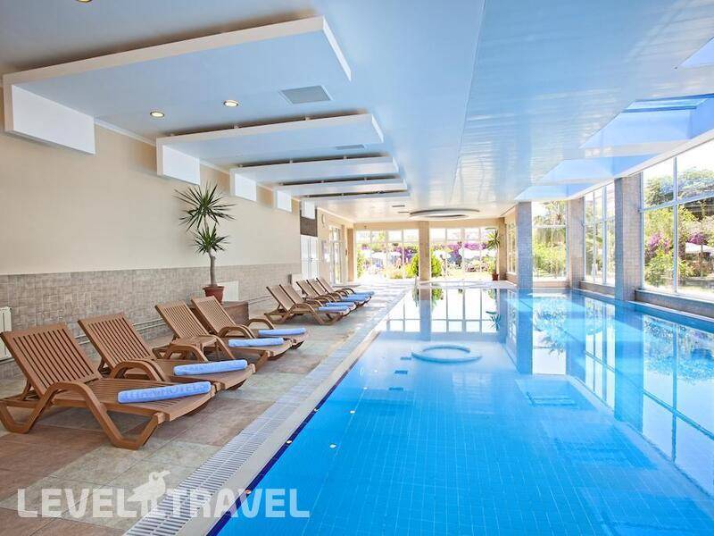 Фотография Titan Select Hotel