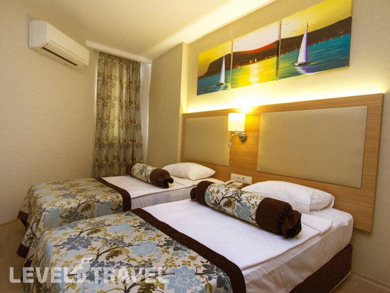 Фотография Blue Wave Suite Hotel