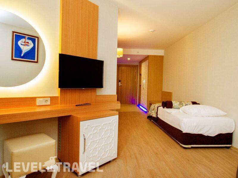 Фотография Blue Wave Suite Hotel