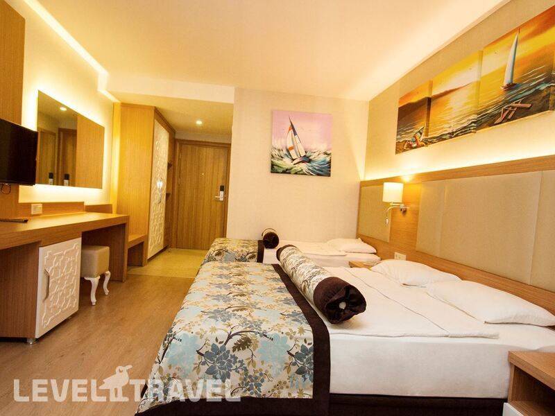 Фотография Blue Wave Suite Hotel