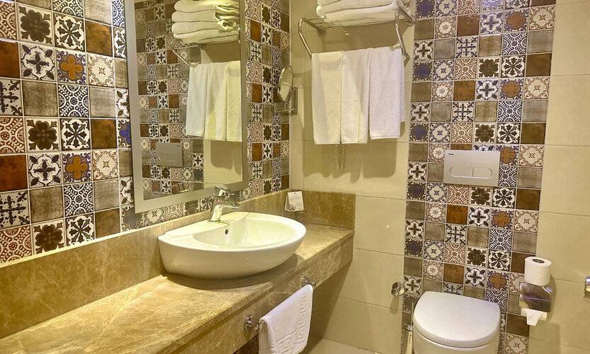 Blue Wave Suite Hotel