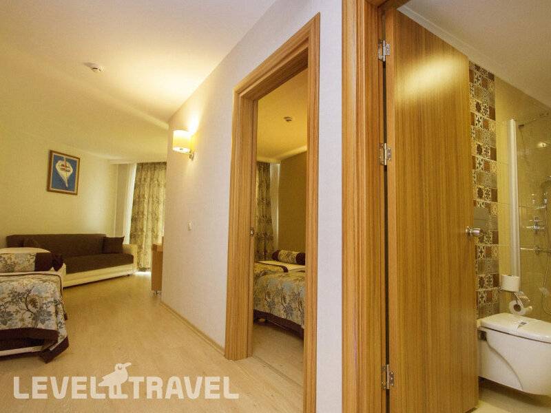 Фотография Blue Wave Suite Hotel